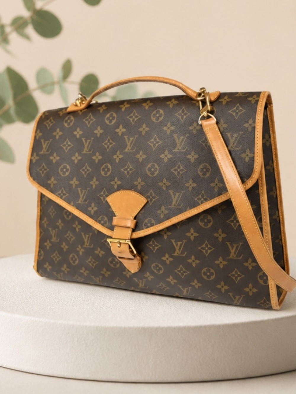 Authentic Louis Vuitton Beverly 2Way Monogram Handbag.
